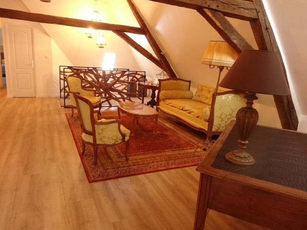 La Bromontoise Chambres D'Hotes Pontgibaud Eksteriør billede